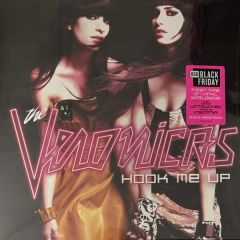 The Veronicas - Hook Me Up - Warner Records - RCV1 315132, 081227813765